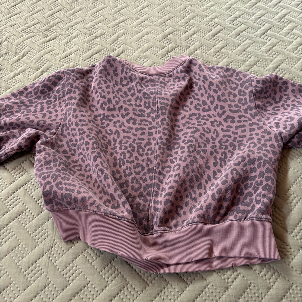 Cute Leopard Pistola crop sweater